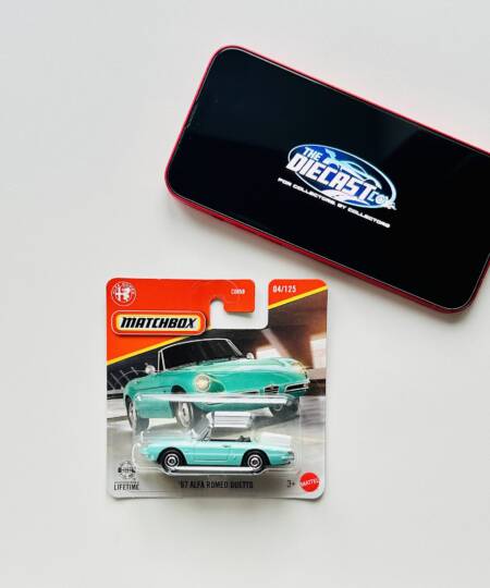 IMPORTED - 1967 Alfa Romeo Duetto (Green) - International Short Card