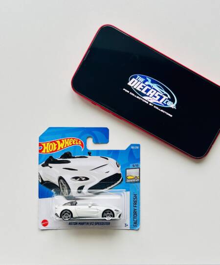 IMPORTED - Aston Martin V12 Speedster - International Short Card