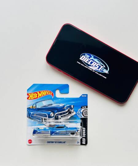 IMPORTED - Custom 1952 Cadillac - International Short Card