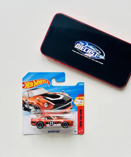 IMPORTED - Datsun 240Z (Orange) - International Short Card