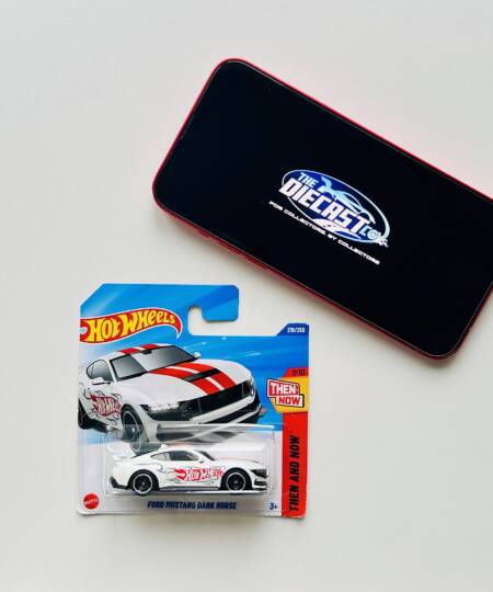 IMPORTED - Ford Mustang Dark Horse (White) - International Short Card