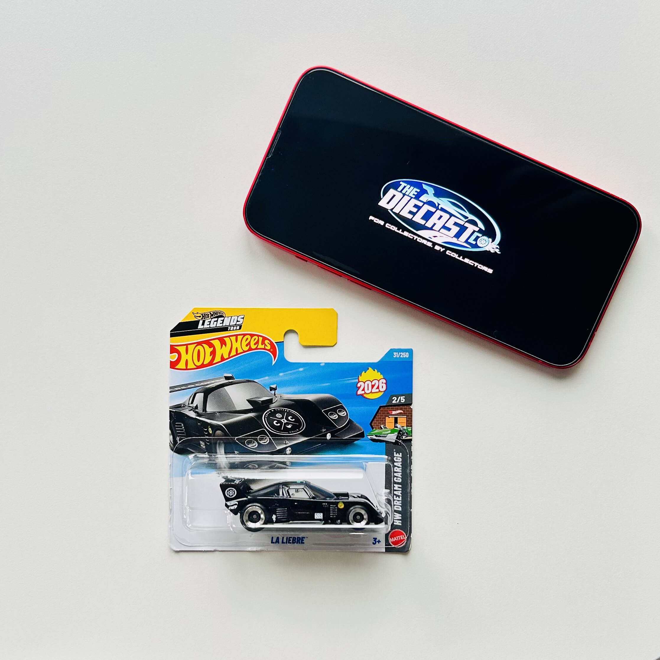 IMPORTED - La Liebre - International Short Card