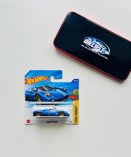 IMPORTED - Pagani Utopia - International Short Card