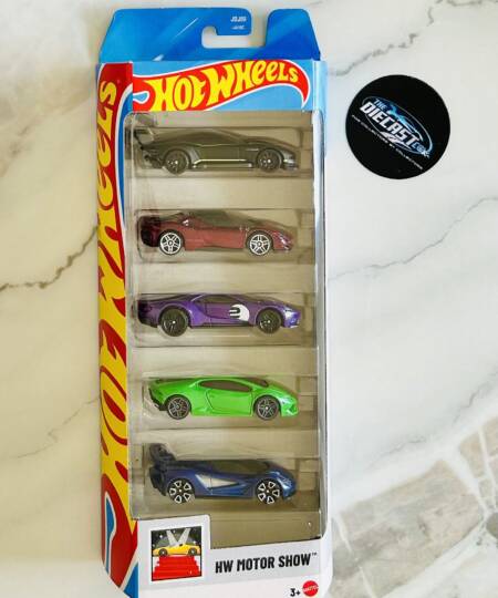 Motor Show 2025 - 5 Pack + 1 Random Regular Mainline & 1 Fantasy - MRP Combo - Set of 3