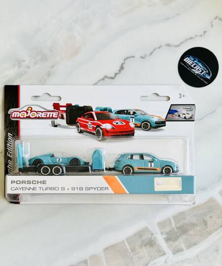 Porsche Cayenne Turbo S & Porsche 918 Spyder - Porsche Edition