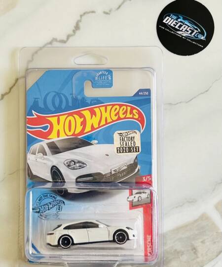 US IMPORTED - Porsche Panamera Turbo SE Hybrid Sport (Free Protector Included) - Long Card