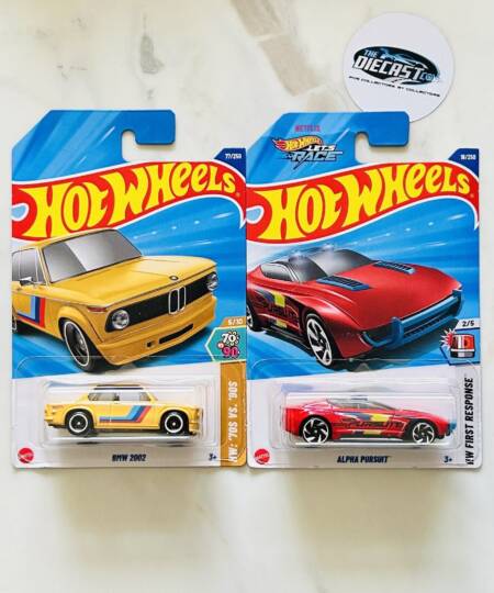 IMPORTED Combo - BMW 2002 (Yellow) & Alpha Pursuit - Set of 2