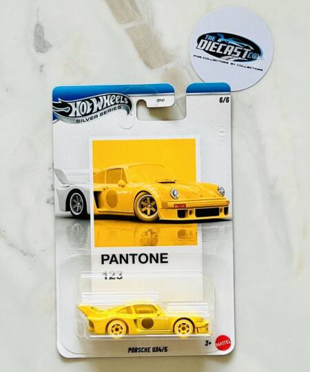 IMPORTED - Porsche 934/5 – Pantone Edition (Chase)