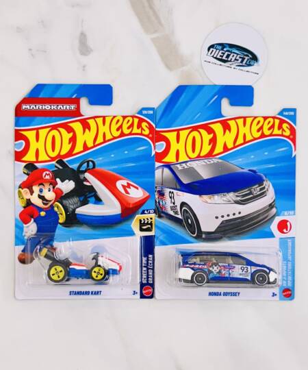 New Combo - Standard Kart (Mario) & Honda Odyssey - Set of 2