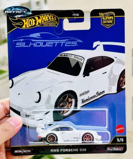 IMPORTED - RWB Porsche 930 - Silhouettes