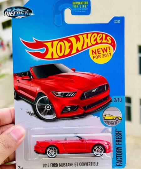 US IMPORTED - 2015 Ford Mustang GT Convertible (Red) - International Long Card